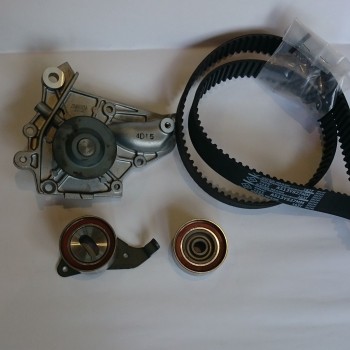 Zestaw rozrządu z pompą wody Toyota Avensis, RAV4, Carina 2.0 L 3S-FE